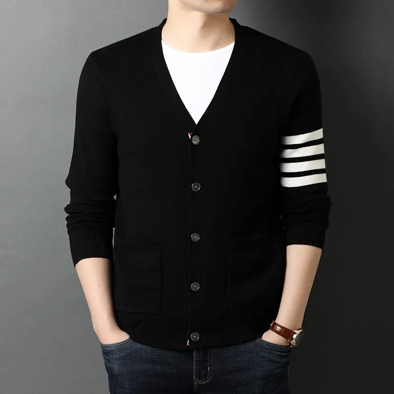 Fashion Knitted Placed Stripe Men Cardigan Sweater