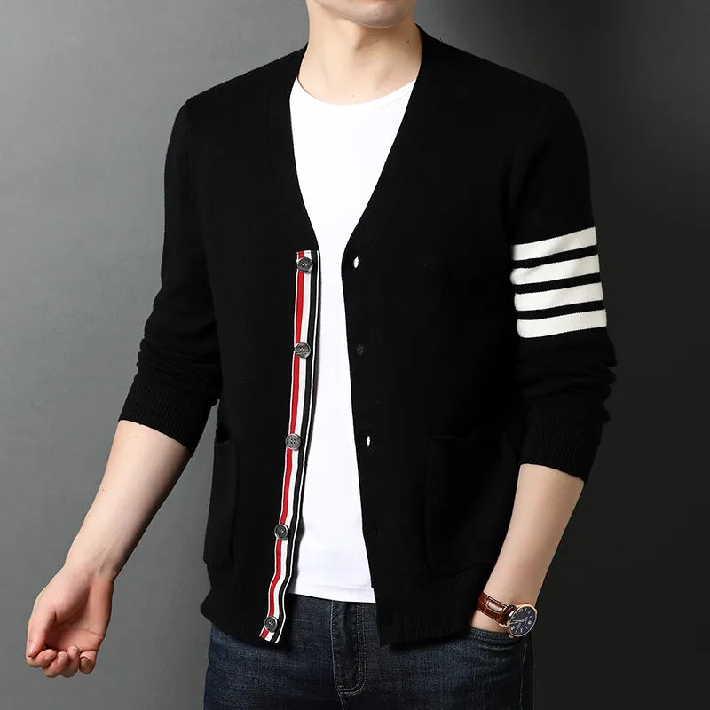 Fashion Knitted Placed Stripe Men Cardigan Sweater