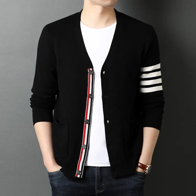 Fashion Knitted Placed Stripe Men Cardigan Sweater